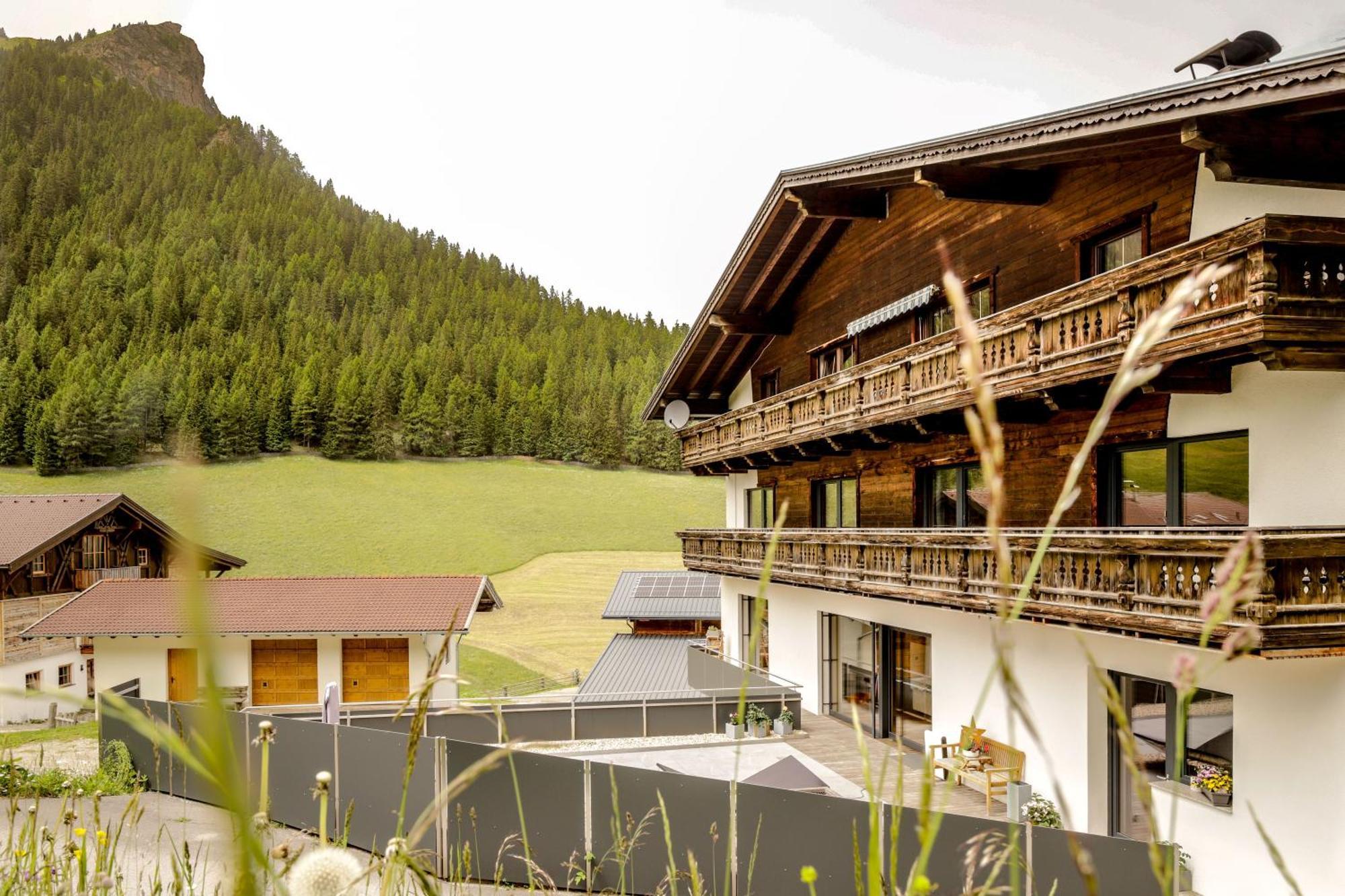 Wolf Apartments Padaun Vals Kültér fotó